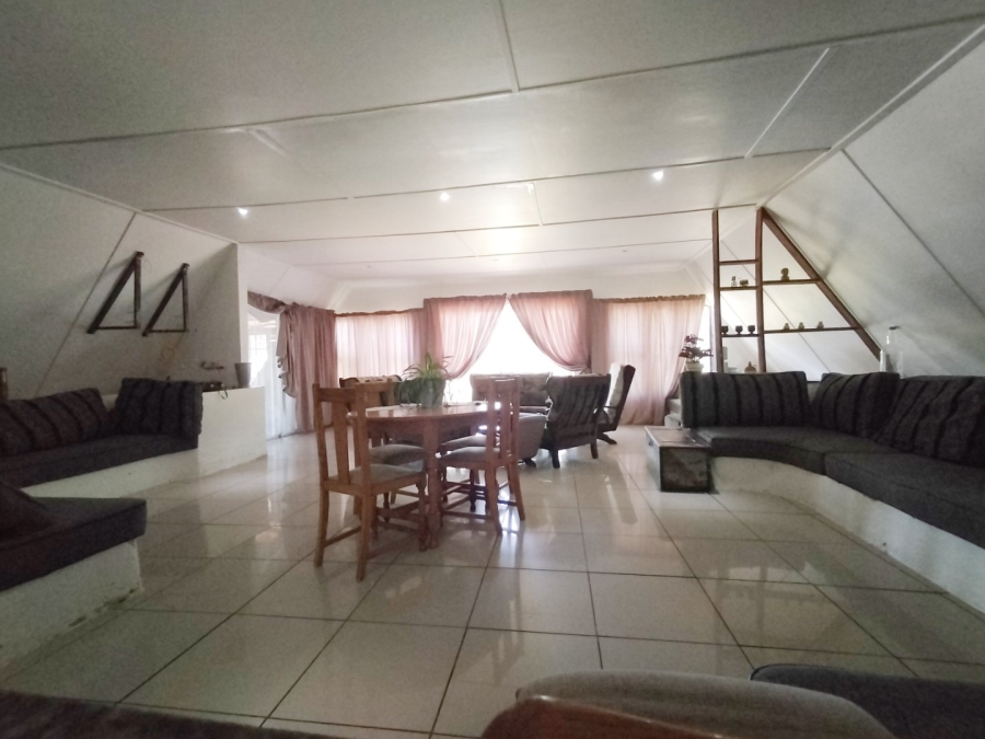 4 Bedroom Property for Sale in Pretorius Kraal Free State